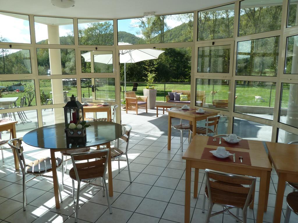 Hotel La Colombiere Cantal Масиак Екстериор снимка