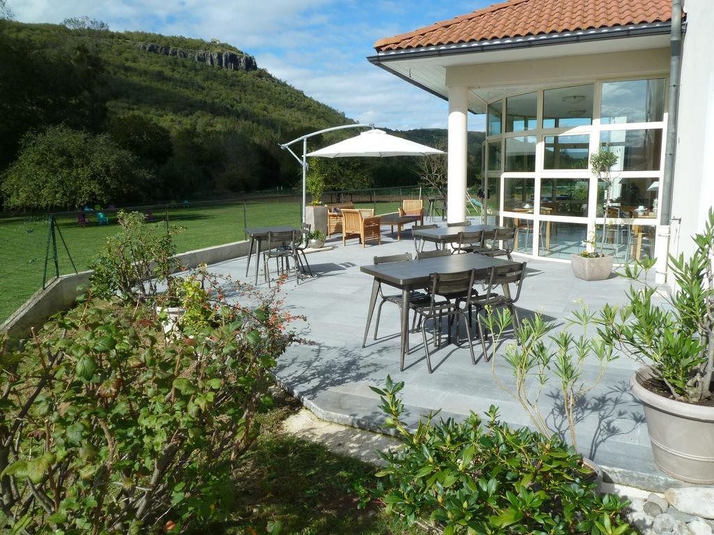 Hotel La Colombiere Cantal Масиак Екстериор снимка